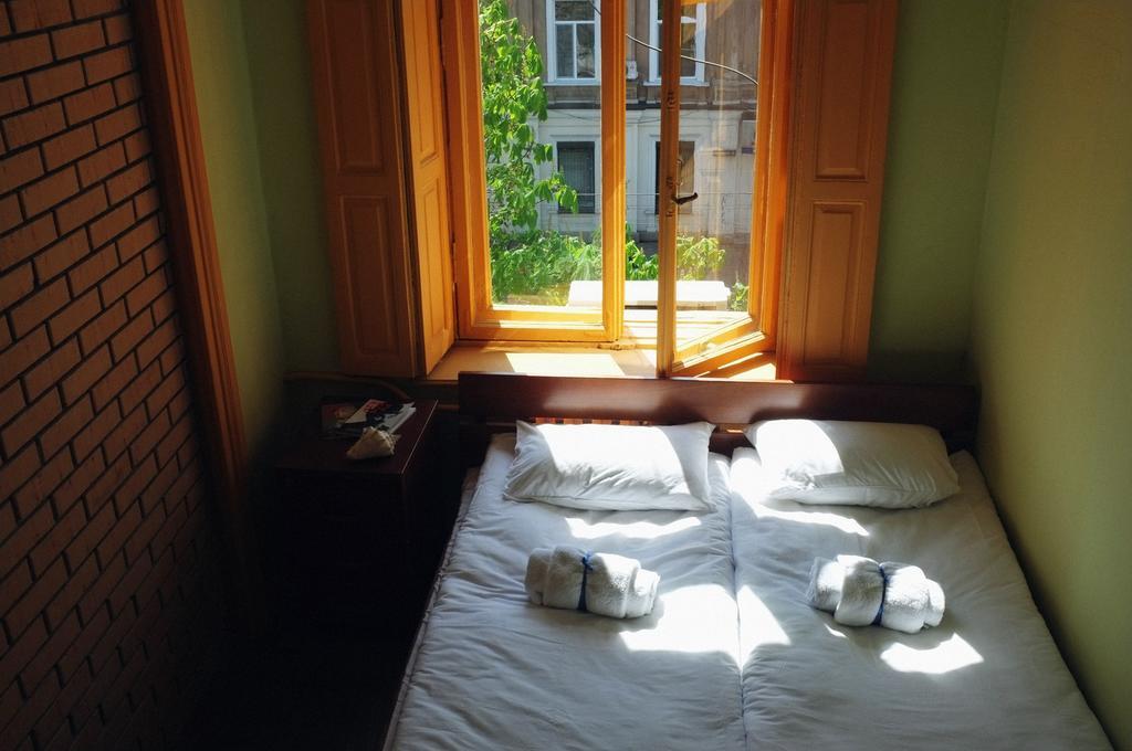 Elementary Hostel Odessa Esterno foto